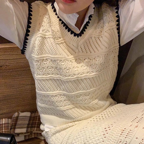 Sweater Vest～Creamy☁️ - Picture 3 of 5